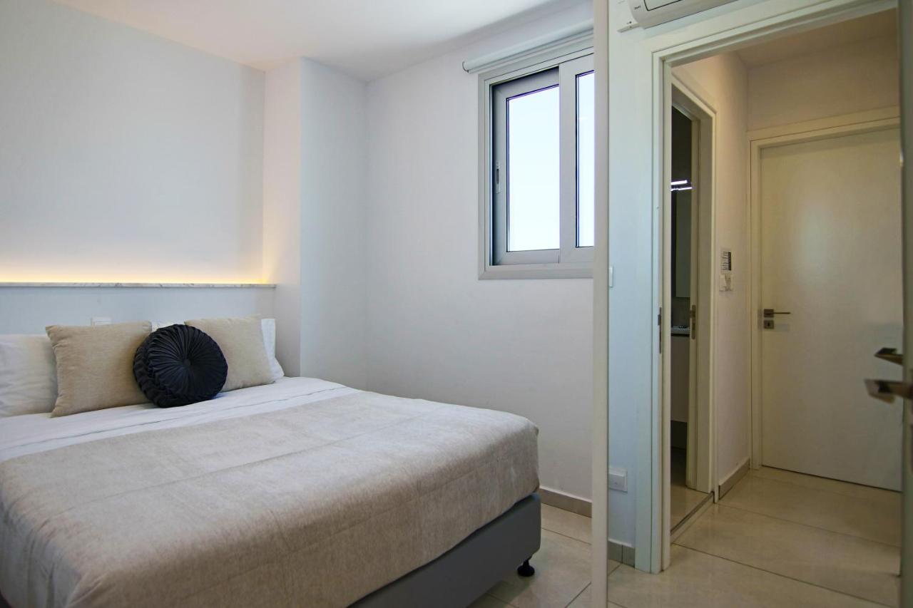 Phaedrus Living - Seaside Executive Flat Harbour 203 Apartment Paphos ภายนอก รูปภาพ