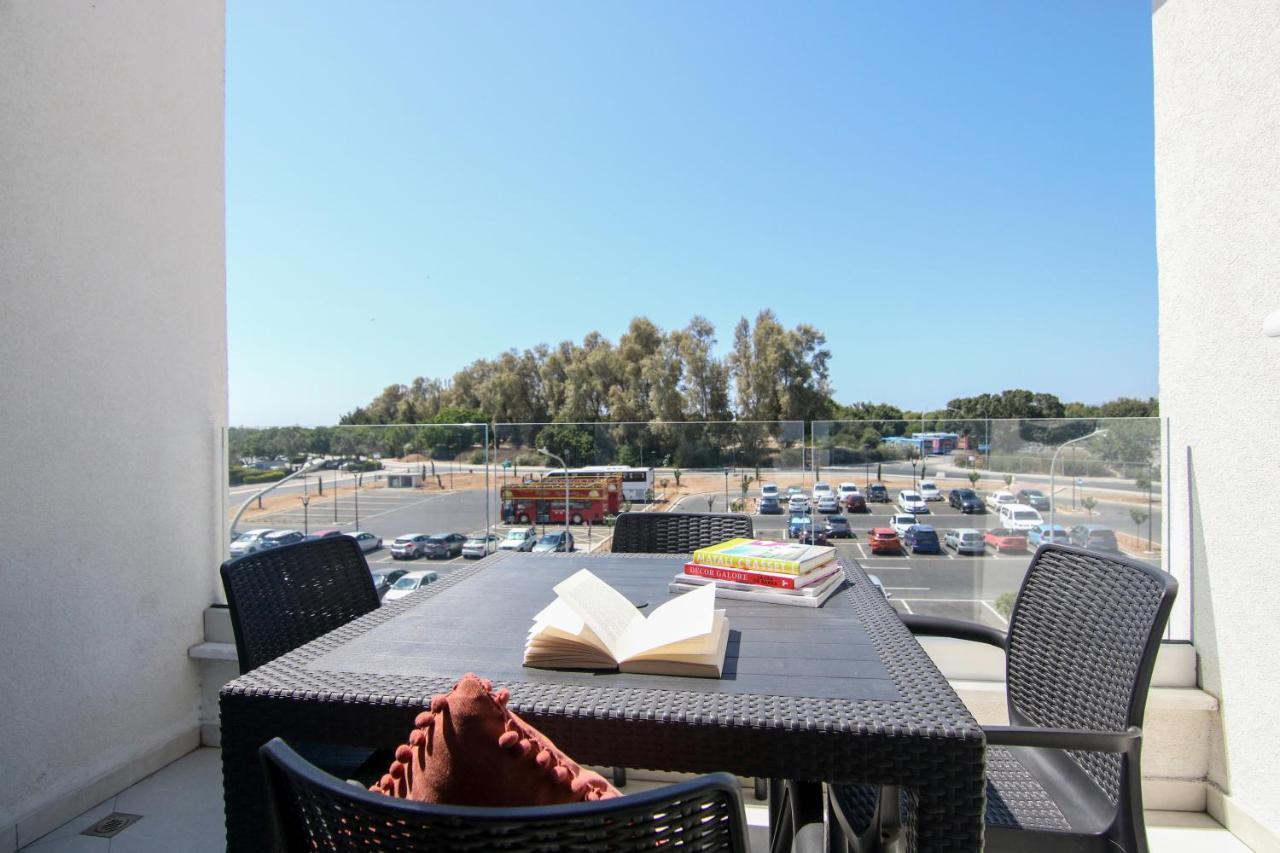 Phaedrus Living - Seaside Executive Flat Harbour 203 Apartment Paphos ภายนอก รูปภาพ